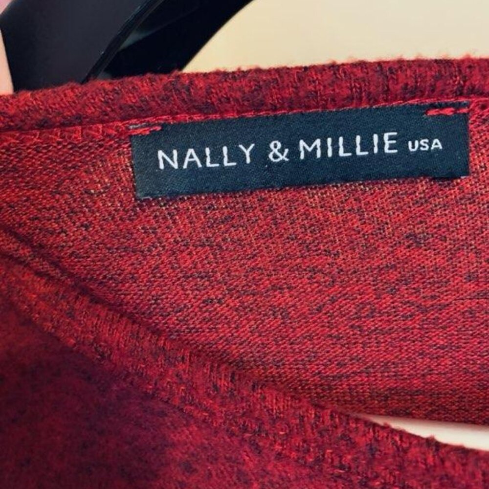 Nally and Millie Tunic Sweater - Picture 4 of 4